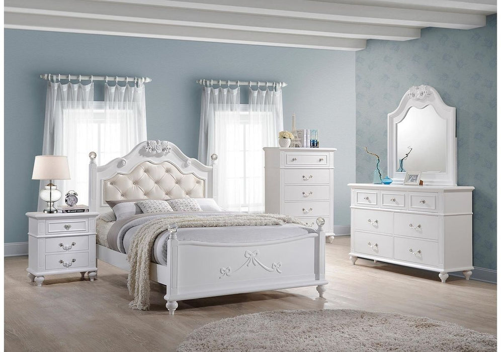 Elements International Alana 3 Drawer Nightstand in White Lacquer