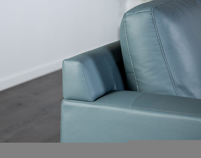 Stordal Sectional, Right Chaise