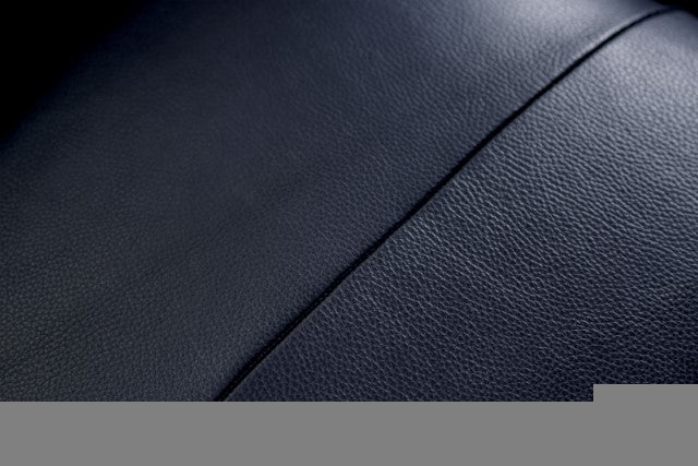 Mezzanotte Loveseat